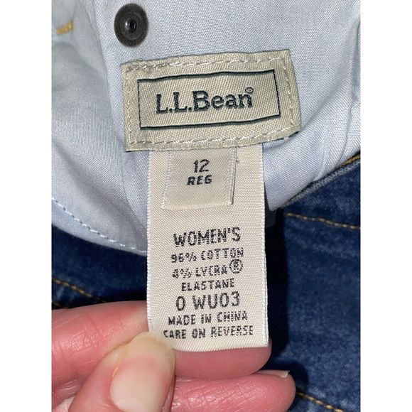 LL Bean Womens High Rise Tapered Leg Jean Classic Mom Jeans Blue Comfort Size 12 - Picture 15 of 15
